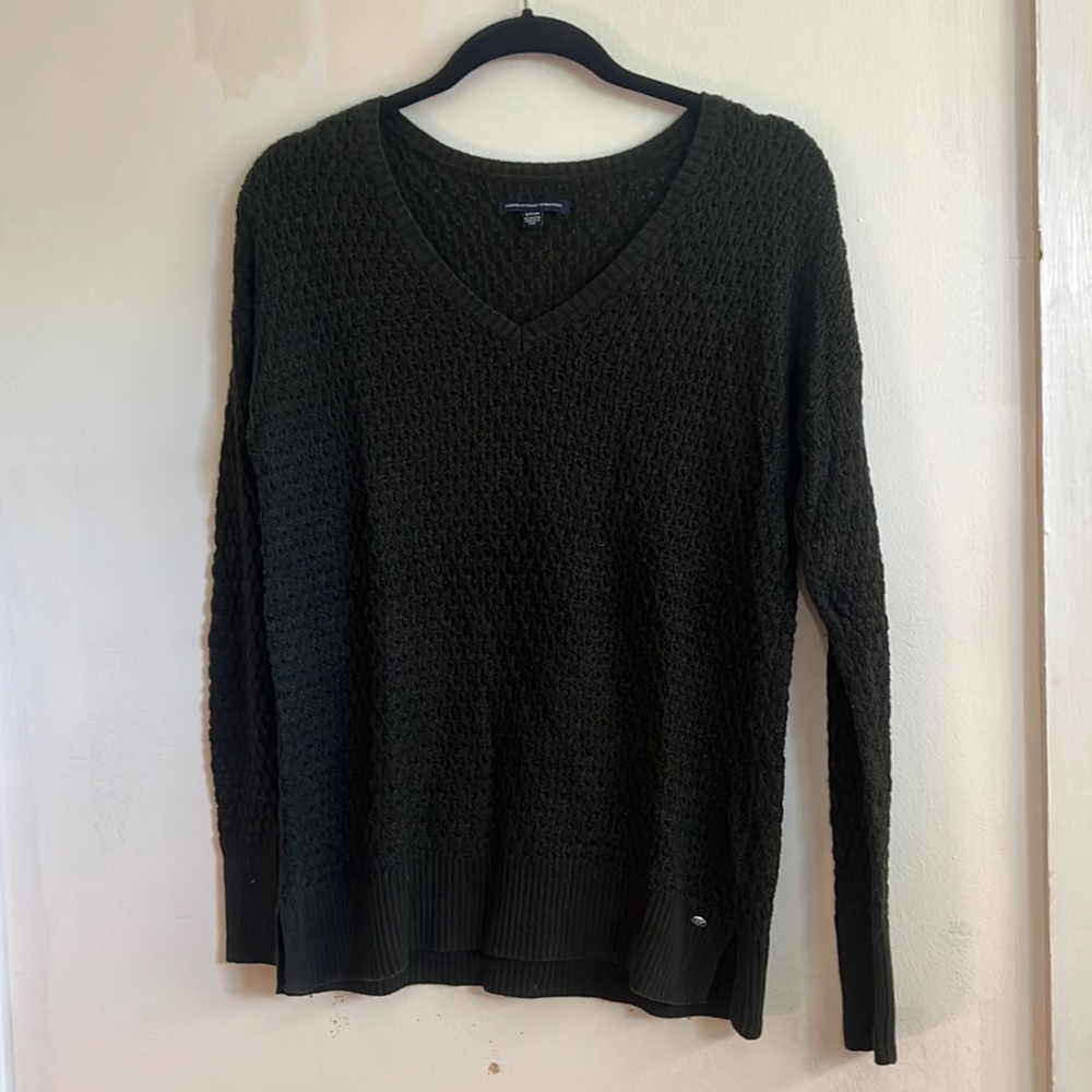 American Eagle Pine Green Eyelet Sweater in Small